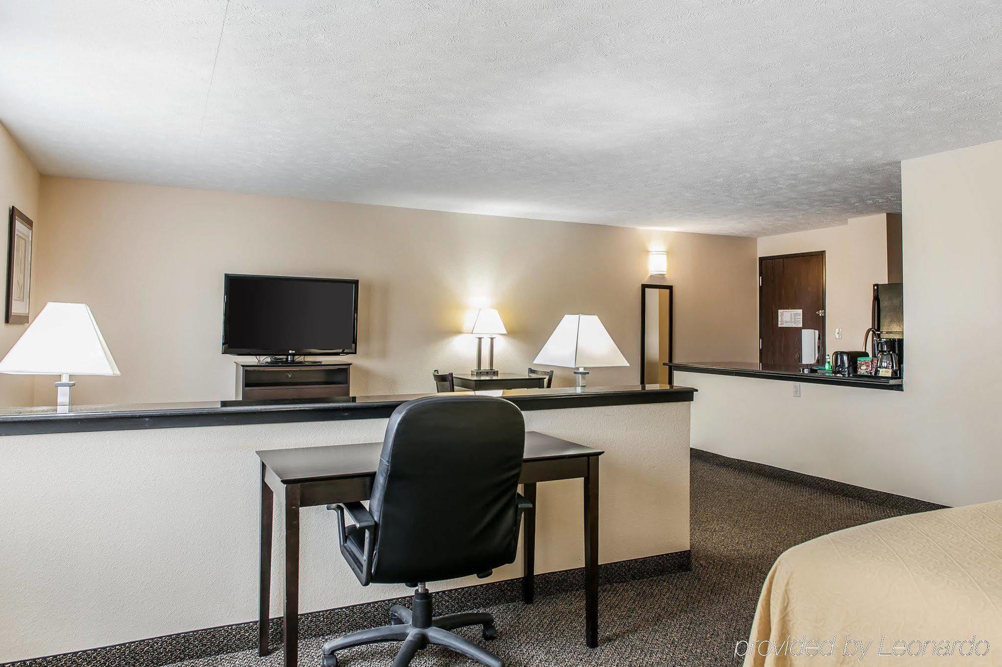 Quality & Hotel Mattoon